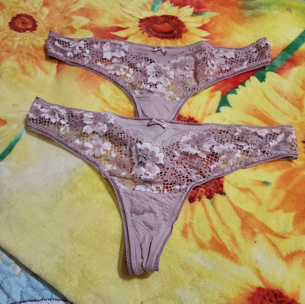 Thongs